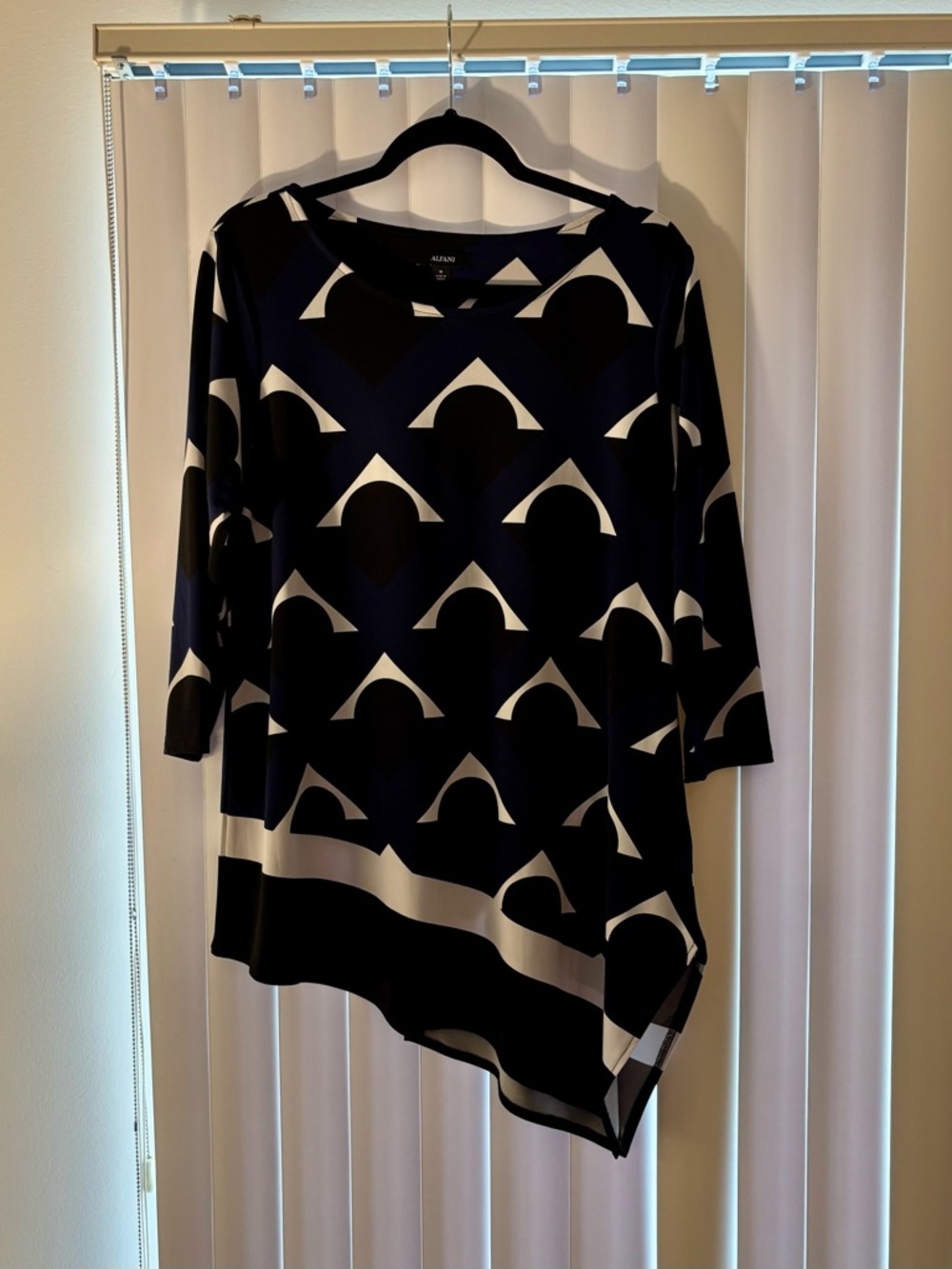 Alfani Navy, Black & White Geometric Woman’s Top Size M